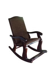 Кресла качалки из натурального дерева.