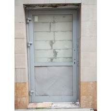 Ремонт алюминиевых и металлопластиковых дверей в Киеве.