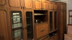 Продам стенку, сервант, антресоли, кресла