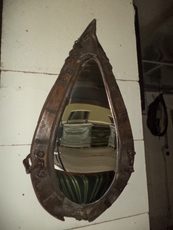 Кривые зеркала - декор для паба, загородного дома.