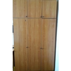 Шкаф, деревянный