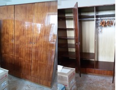 Шкаф одежный, трехдверный