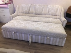 Продам диван раскладной срочно