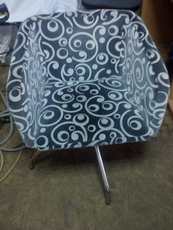 Кресло тканевое б/у для кафе, бара, ресторана.