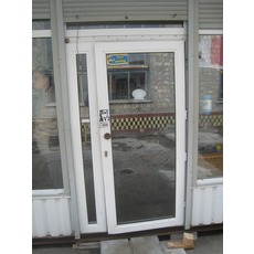 Ремонт алюминиевых и металлопластиковых дверей в Киеве.