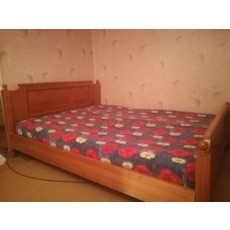 Продам кровать с натурального дерева