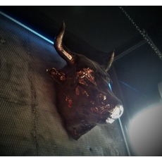 Скульптура "Голова быка" на стену