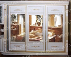 Шафа-купе «Алабама» на замовлення з дерев'яною обробкою