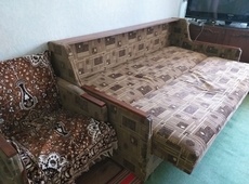 Срочно продам кровать-пианино + бесплатно кресло