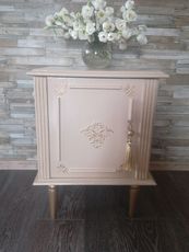 Тумбы прикроватные