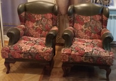 Продам комплект кресел