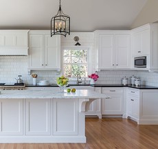 Кухонный гарнитур из массива дуба WoodLoft под заказ. Одесса