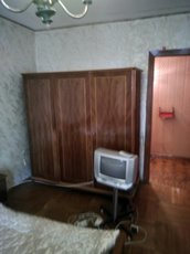 Шкаф трехстворчатый