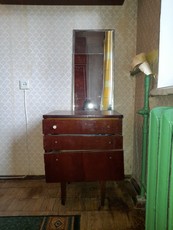 Продам тумбочку из ссср